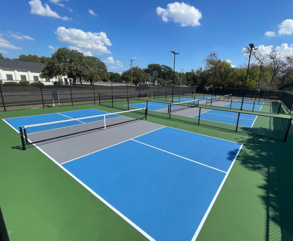 Đổi sân tennis thành pickleball Giảm đau gối, bị NỨT, CỨNG, TRƠN với 3 lớp sơn USA DECOTURF nền ciment